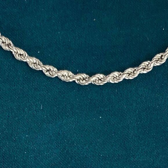 AUS Sterling 925 Silver Twisted Rope Bracelet - Picture 10 of 16
